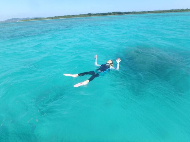 《ドリンク付き》午前と午後が選べて遊び放題！シュノーケル＆マリンスポーツパック-半日コース-