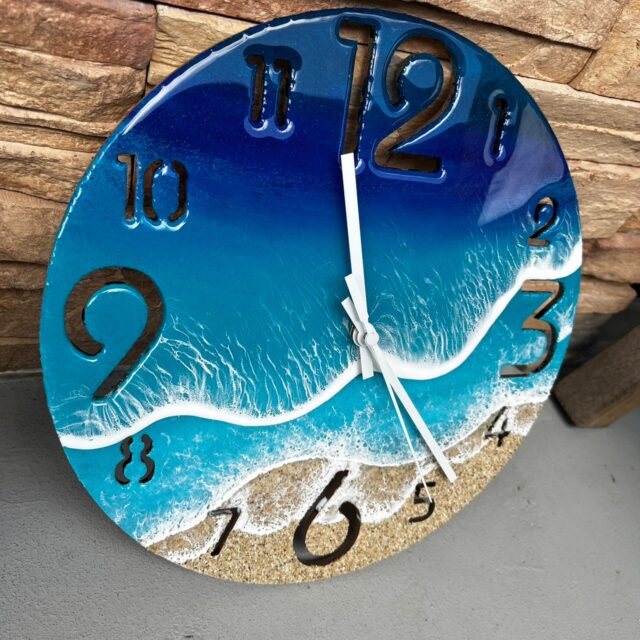 【沖縄・石垣島】レジンアート手作り物販◆世界に一つの掛け時計（ブルー）《ご注文頂いてから製作します！》