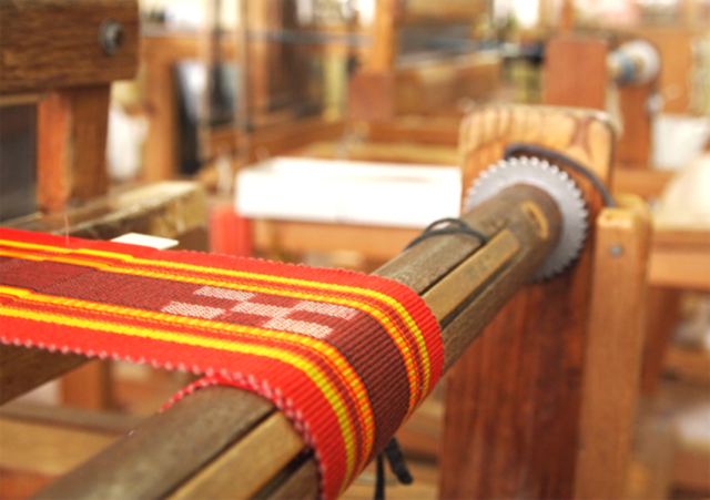 Yaeyama Minsaa Weaving