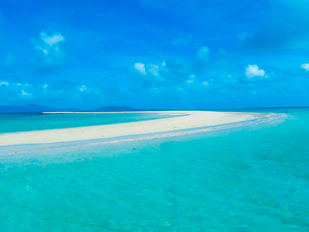 美しい景色をカップルで共有できる浜島