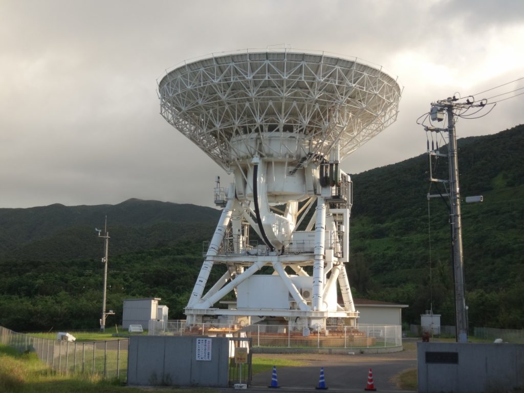 国立天文台ＶＥＲＡ石垣島観測局・電波望遠鏡