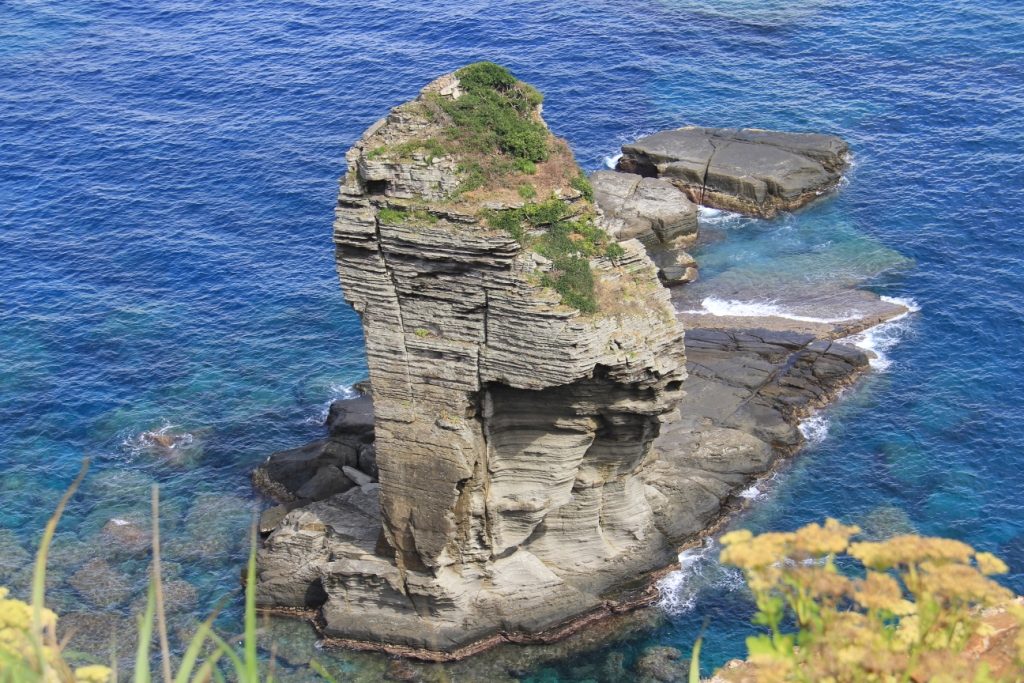 与那国島の立神岩