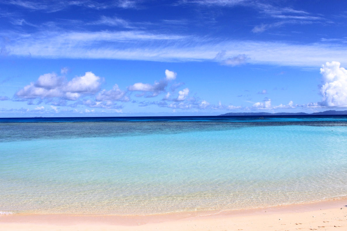 ニシ浜 波照間島の観光スポット 石垣島ツアーズ