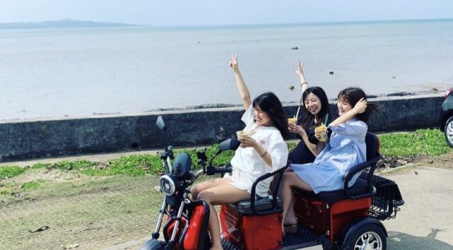【沖縄・石垣島】女子旅にもおすすめ！石垣島の人気スポットをEVトライクで巡る大自然ツーリングツアー