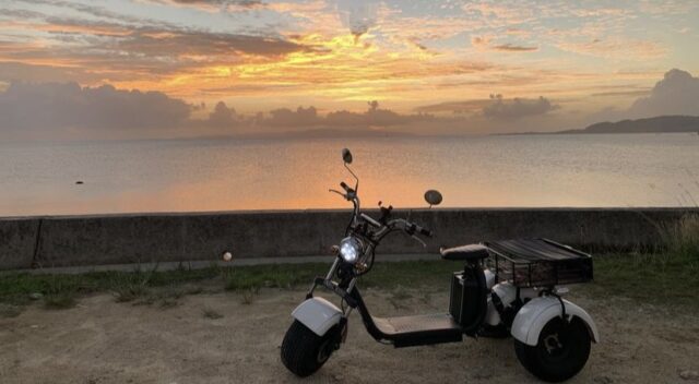 【沖縄・石垣島】美しい夕日を望む！4ヶ所の絶景ポイントをEVトライクで巡るサンセットツーリング