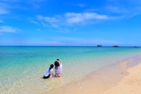 【石垣島/1日】幻の島＆青の洞窟へ！石垣島パーフェクトシュノーケリングパックツアー★写真無料＜送迎付き＞