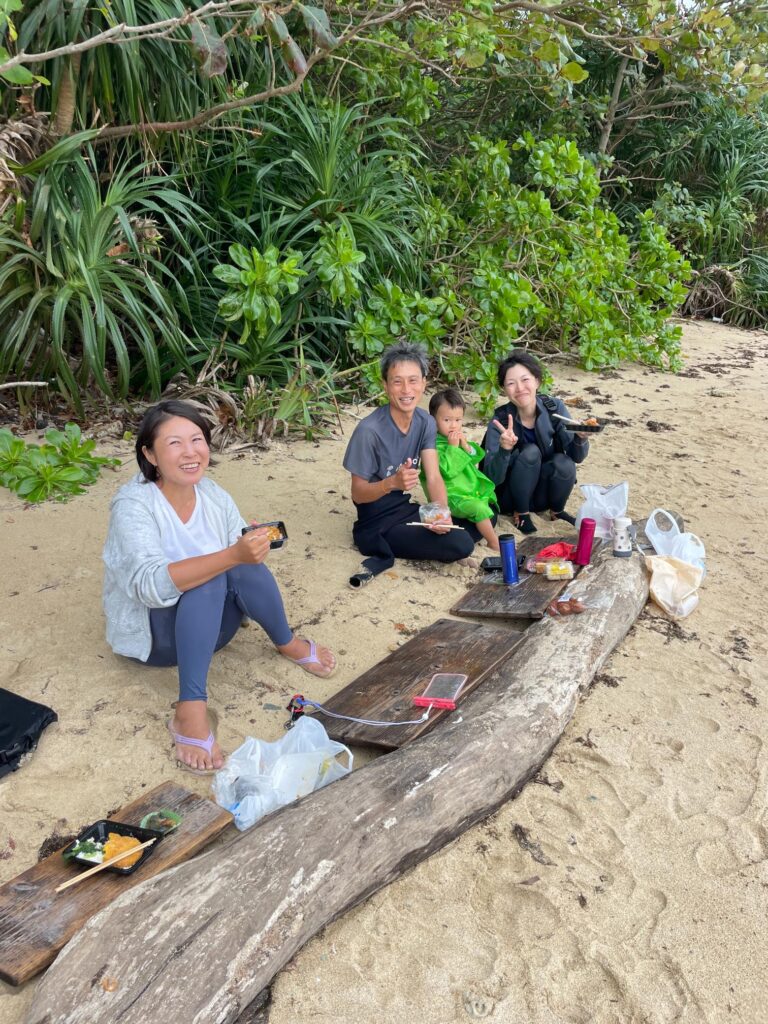 【石垣島/約4時間】1日1組の完全貸切☆朝ビーチヨガ＋SUP＆シュノーケリングで心と体をリセット《軽食付き》（No.231）