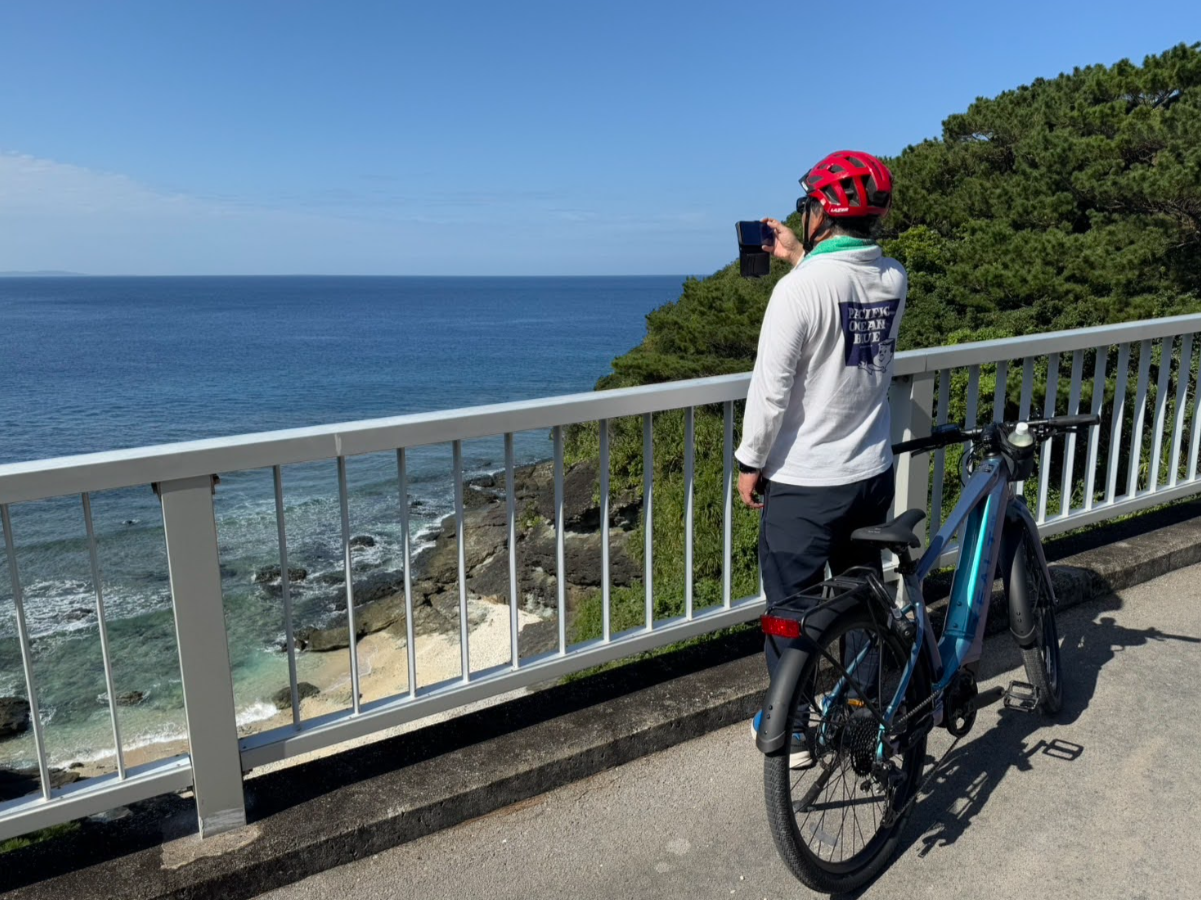【石垣島/3時間】知られざる崎枝半島の絶景と歴史！サイクリングで巡る観光ガイドツアー☆電動アシスト付きで楽々移動《初心者歓迎/レンタサイクル付き》（No.260）