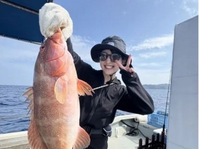 【石垣島/半日】八重山のベテラン船長と行く☆初心者＆子供OKの手ぶら釣り体験/釣った魚は居酒屋で堪能♪《写真データ付き》（No.257）
