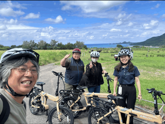 石垣島のサイクリングツアーで仲間と楽しむひととき