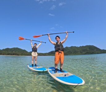 【石垣島/1日】人気スポット制覇☆川平湾＆宮良川マングローブで選べるSUP/カヌーツアー★写真無料＜送迎付き＞