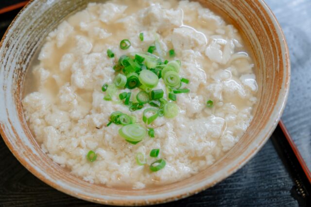 ゆし豆腐　ネギ 
