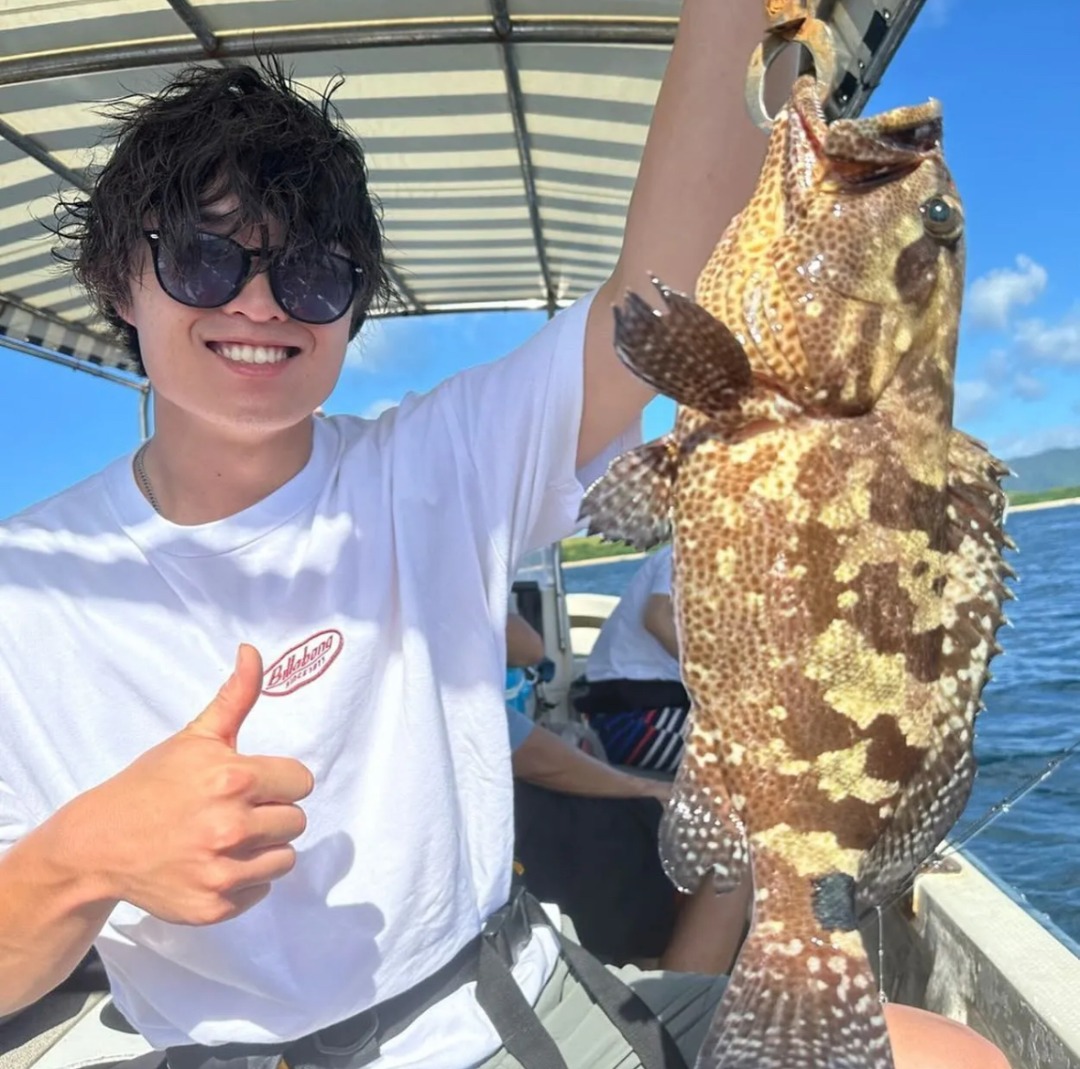 【石垣島/1日】のんびり狙う石垣島の巨大魚！初心者も大歓迎の1日泳がせ釣りコース☆【手ぶらOK・居酒屋で調理可能】（No.540）