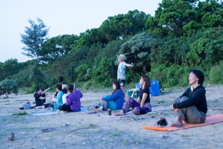 【石垣島/約2時間】知られざる石垣島の裏側へ！朝日を見ながらビーチクリーン☆SDGsも学べる♪団体旅行・社員研修にも＜特典付き＞