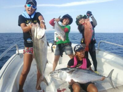 釣り【石垣島/釣り】なんでも対応！船貸し切りのチャーター半日コース＜機材込み＆居酒屋で調理可能＆写真無料＞初心者大歓迎♪