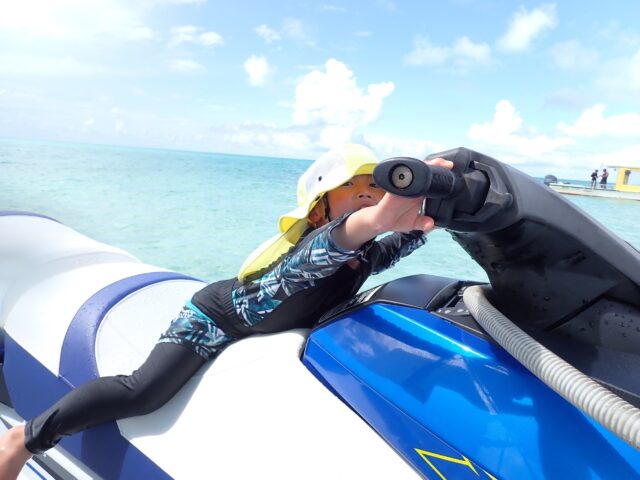 子供、マリンスポーツ、