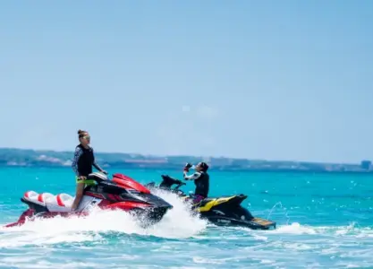 石垣島 水上バイクで爽快!