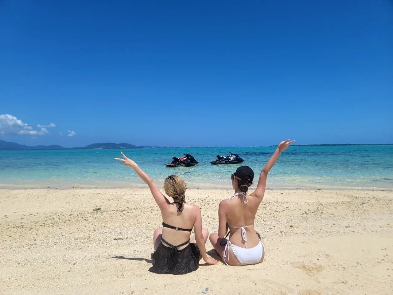 【石垣/約3時間】3歳から参加できる!石垣島の海を水上バイクで堪能! 幻の島に上陸&シュノーケリングツアー《前日予約OK》(No.279)