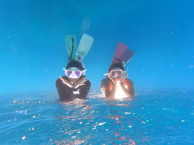 人魚みたいなシュノーケリング