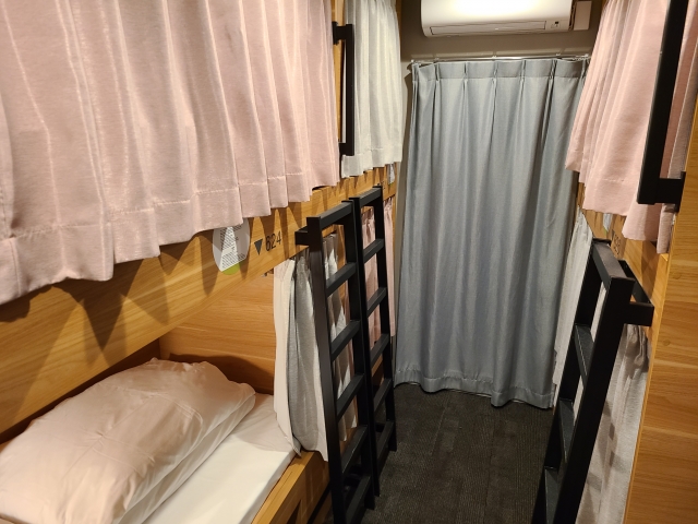 石垣島ドミトリーホテル ベット 格安ホテル