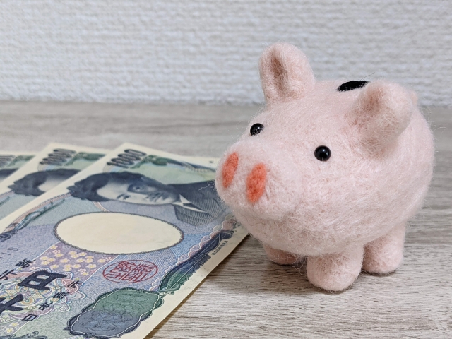 格安ホテル お金 お札三千円