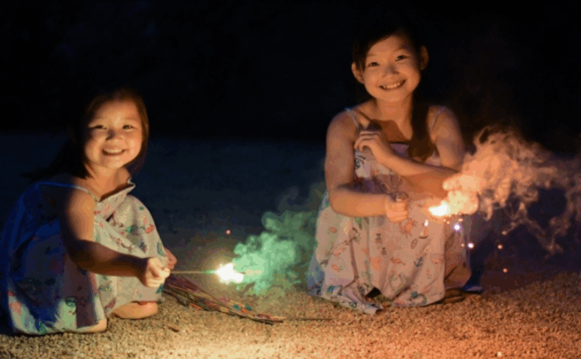 石垣島　手持ち花火　子供