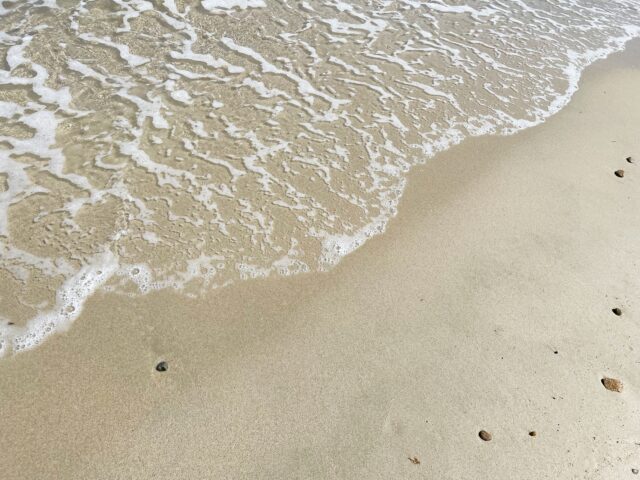 波打ち際　波　海