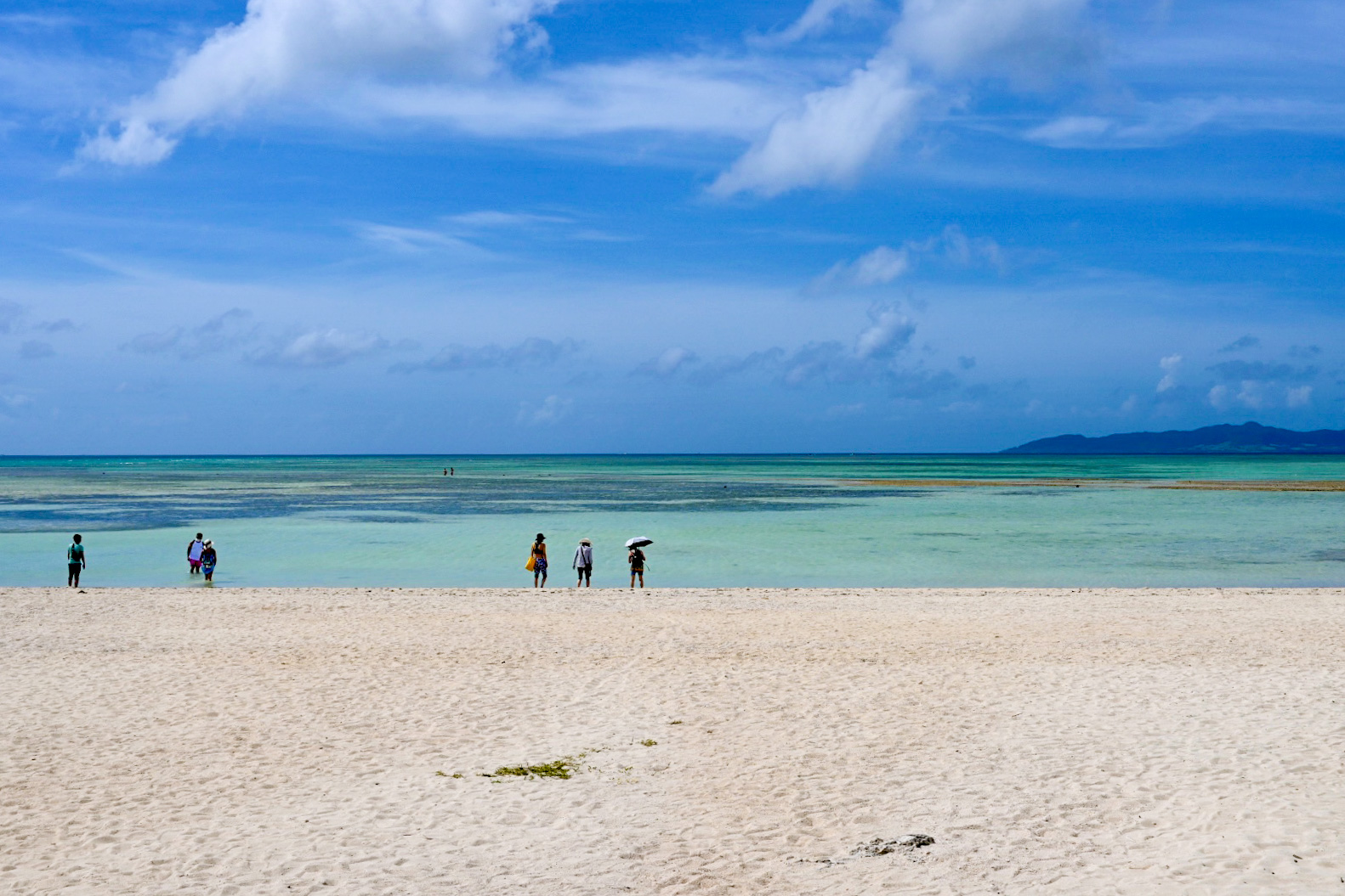米原ビーチ　海　ビーチ