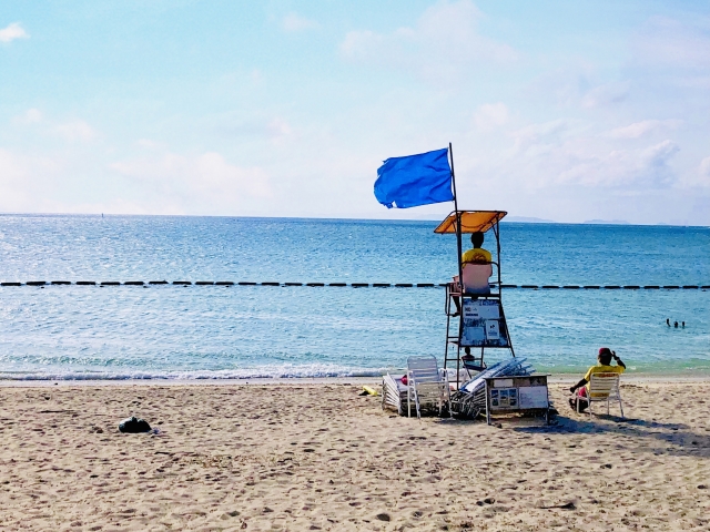 海　ライフセーバー　監視員　石垣 島 シュノーケリング レンタル