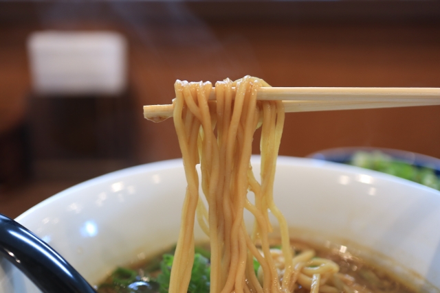 石垣島　ラーメン　箸あげ