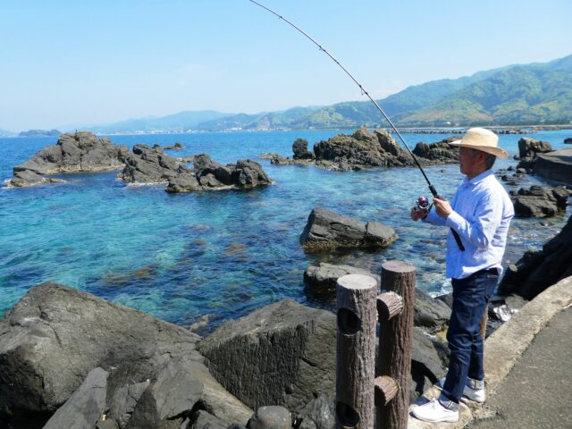 おかっぱり　岸釣り