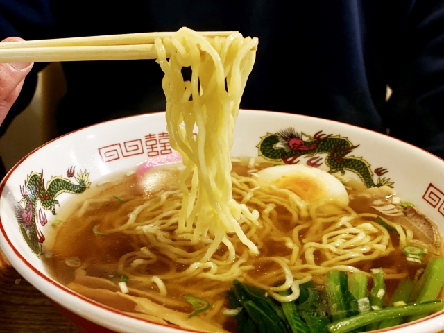 石垣島　ラーメン　醤油ラーメン