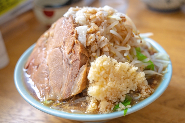 石垣島　ラーメン　二郎系