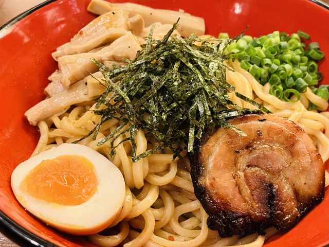 石垣島　ラーメン　油そば