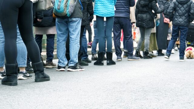 石垣島　ラーメン　行列
